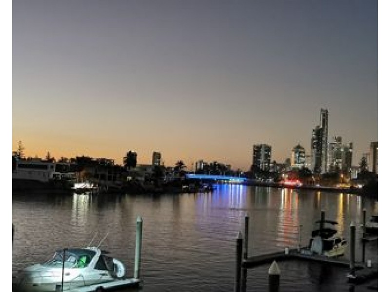 006 2890 Gold Coast Highway, Surfers Paradise QLD 4217