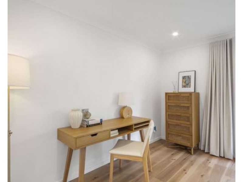 20 LYNDHURST PLACE, Thornlands QLD 4164
