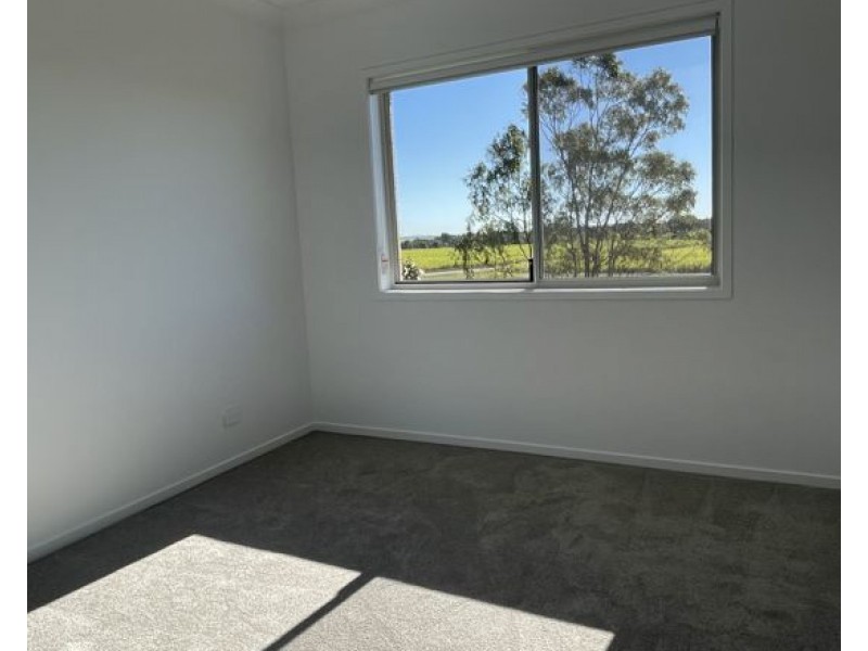 25 Genovese Avenue, Ormeau QLD 4208