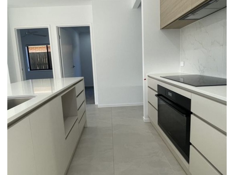 39 Genovese Avenue, Ormeau QLD 4208