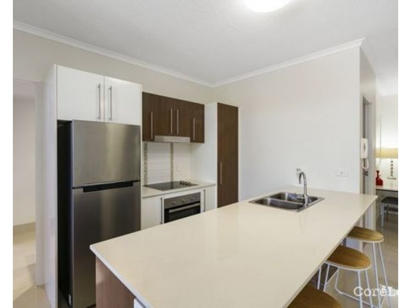 30/171 Scarborough Street, Southport QLD 4215