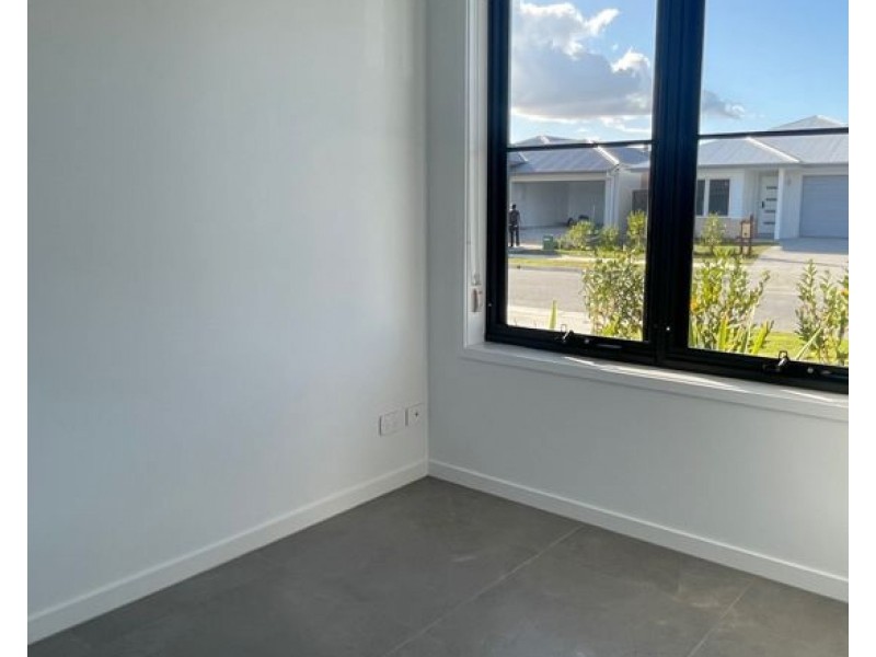 24 Genovese Avenue, Ormeau QLD 4208