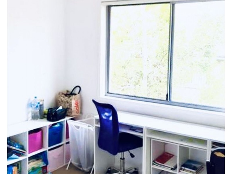 27/131 McAuley Parade, Pacific Pines QLD 4211