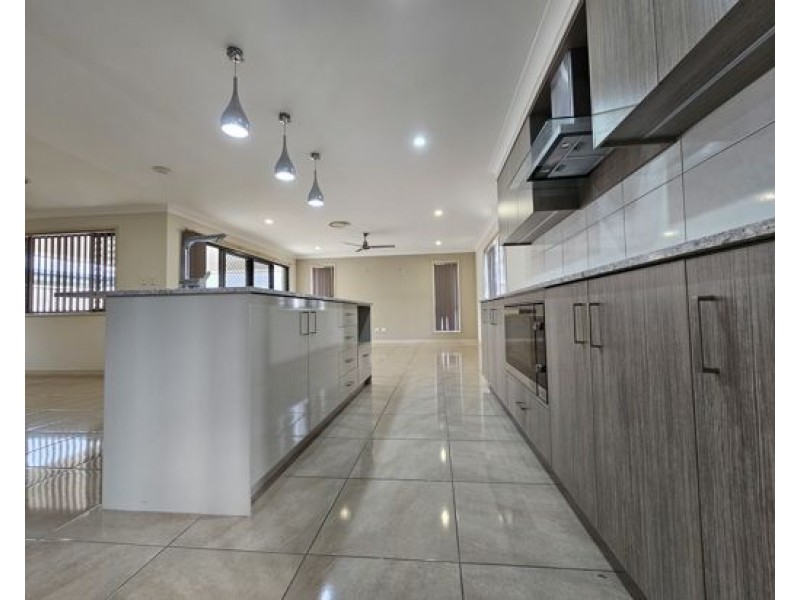 43 Splendid Parade, Narangba QLD 4504
