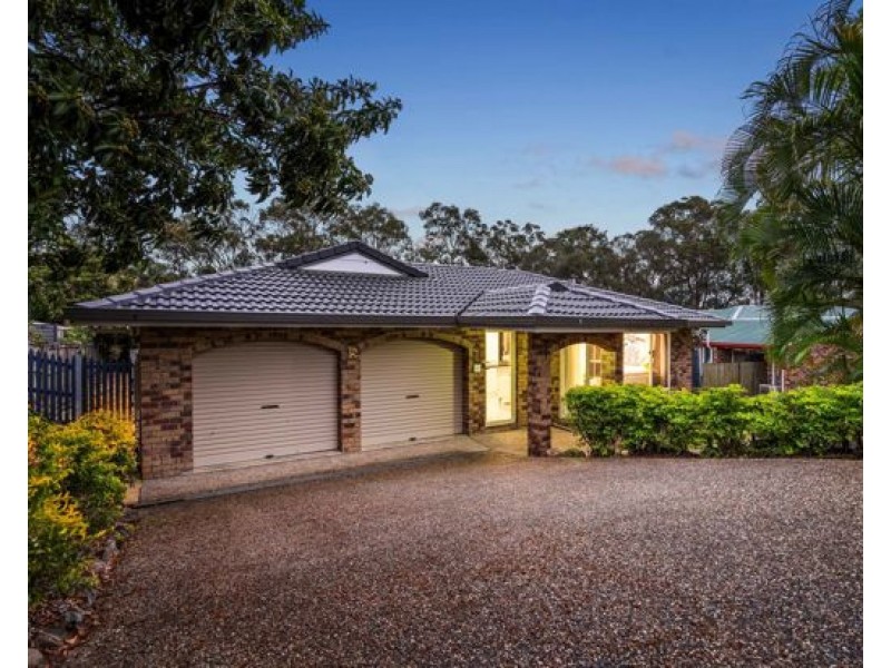 36 LEOPARD TREE CRES, Sinnamon Park QLD 4073