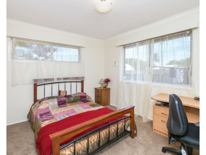 78 Railway Pde, Woodridge QLD 4114