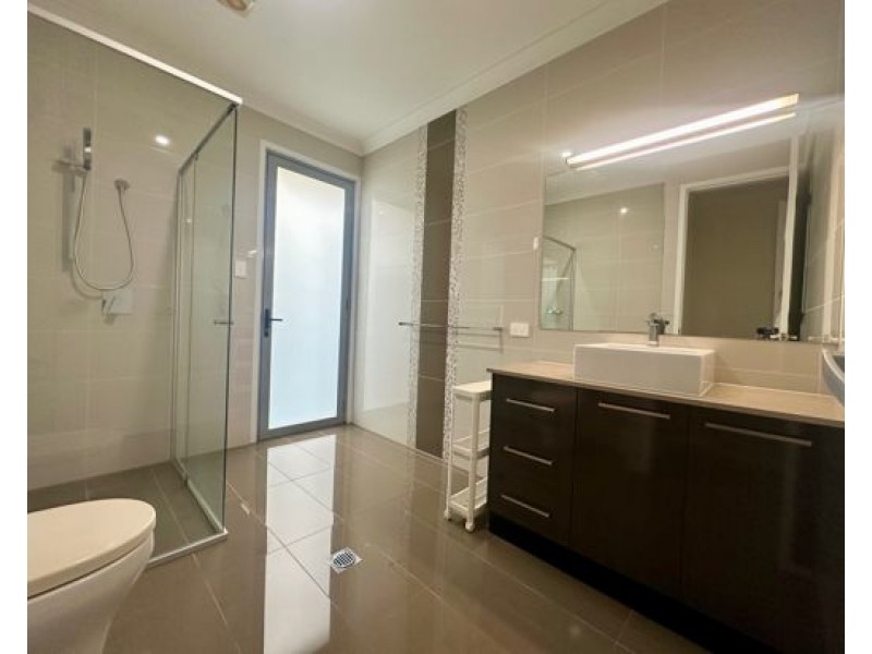 7643 Fairway Boulevarde, Hope Island QLD 4212