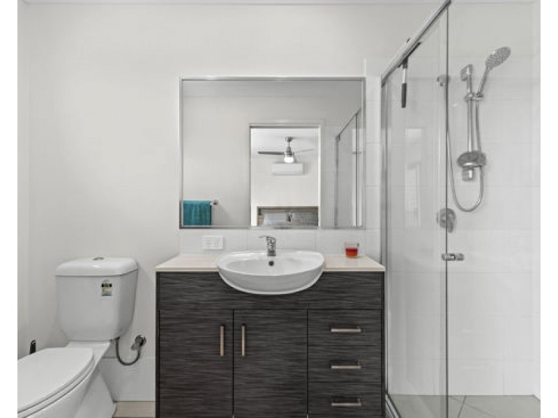 10/41-45 Benfer road, Victoria Point QLD 4165
