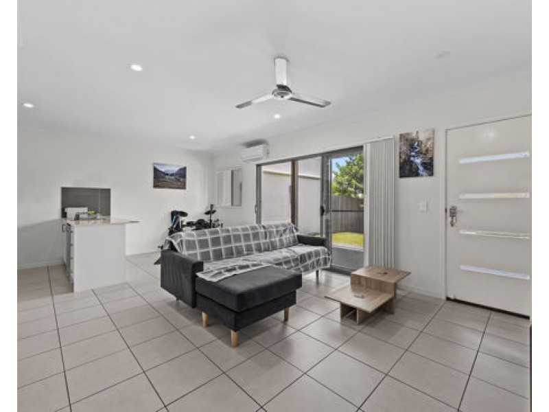 10/41-45 Benfer road, Victoria Point QLD 4165