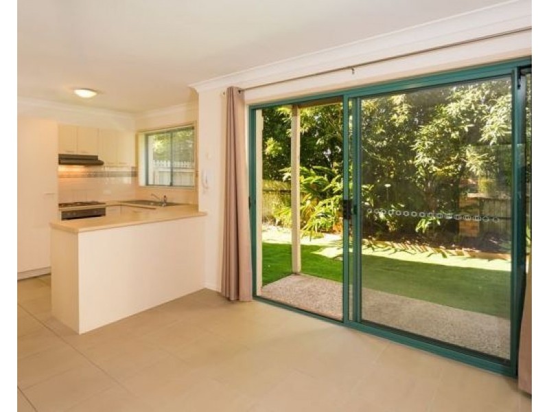 4/21 Regensberg Close, Varsity Lakes QLD 4227
