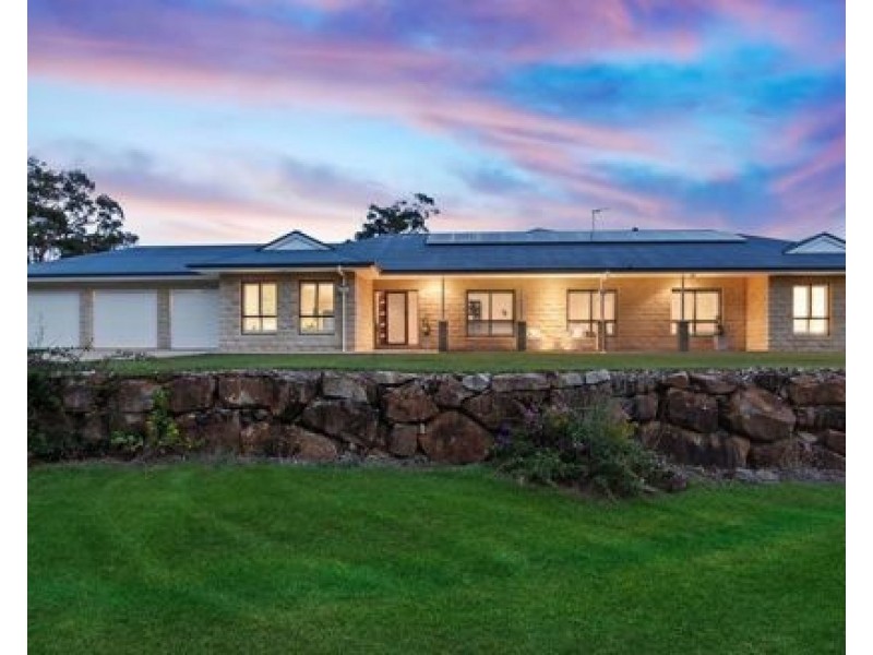 9-13 CHESTERFIELD DRIVE, Bonogin QLD 4213