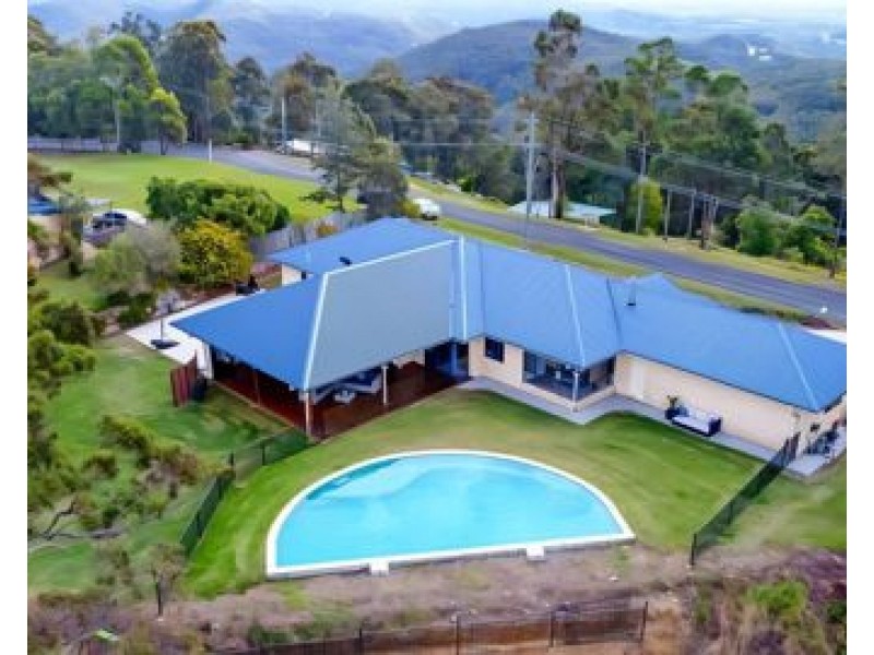 9-13 CHESTERFIELD DRIVE, Bonogin QLD 4213