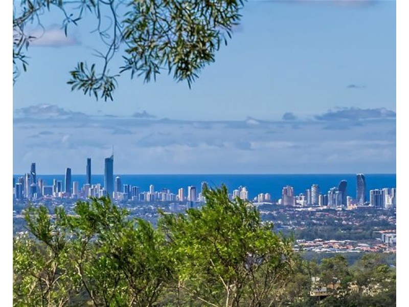 9-13 CHESTERFIELD DRIVE, Bonogin QLD 4213