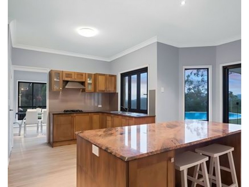 9-13 CHESTERFIELD DRIVE, Bonogin QLD 4213