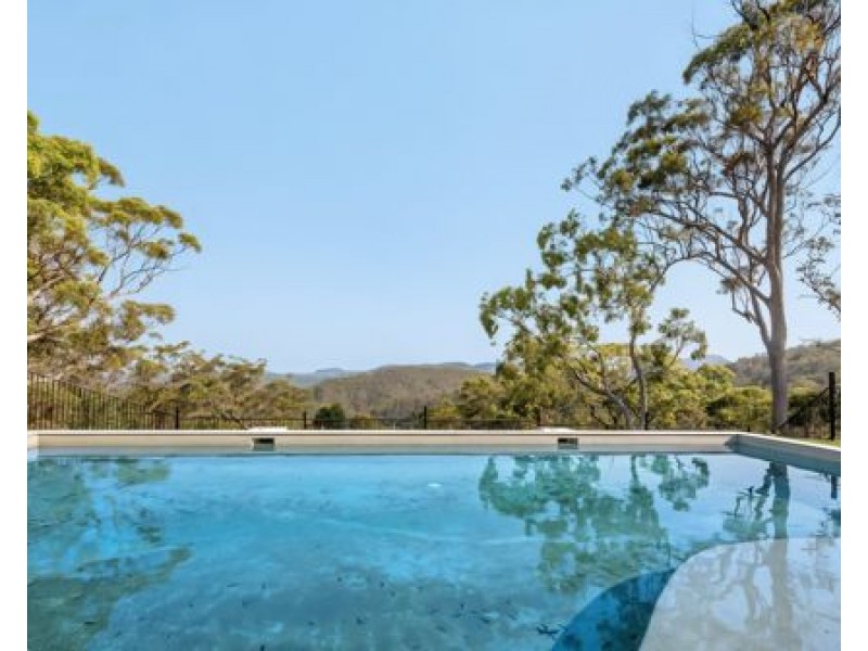 9-13 CHESTERFIELD DRIVE, Bonogin QLD 4213