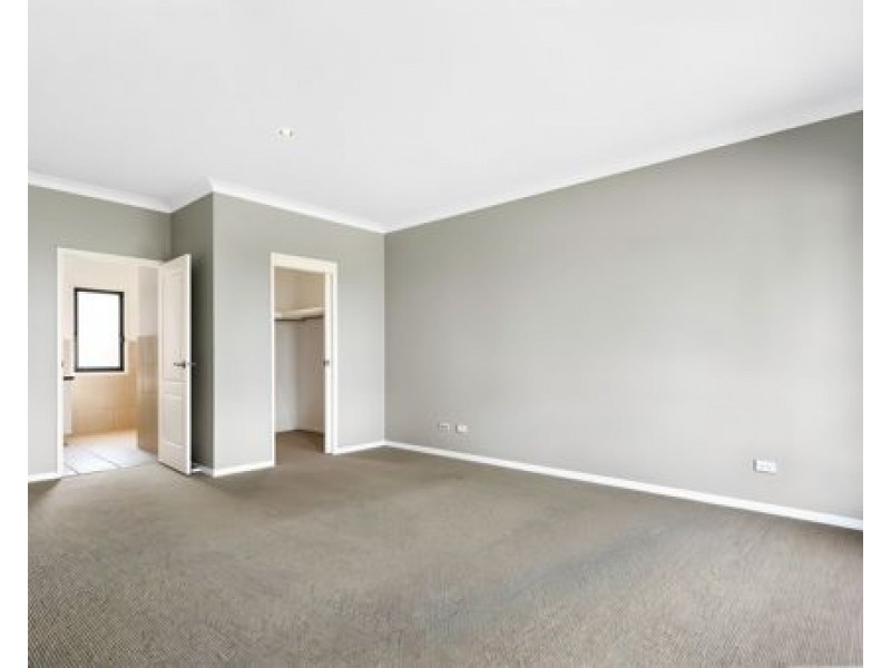 9-13 CHESTERFIELD DRIVE, Bonogin QLD 4213