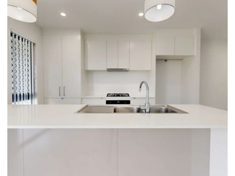 3 Blackstone Crescent, Ripley QLD 4306