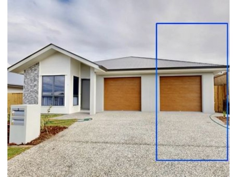 3B Blackstone Crescent, Ripley QLD 4306