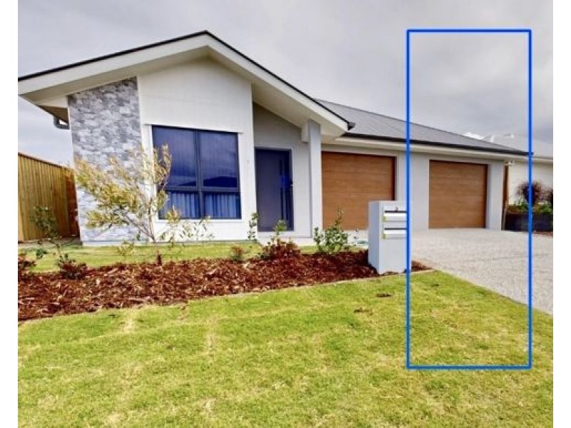 3B Blackstone Crescent, Ripley QLD 4306