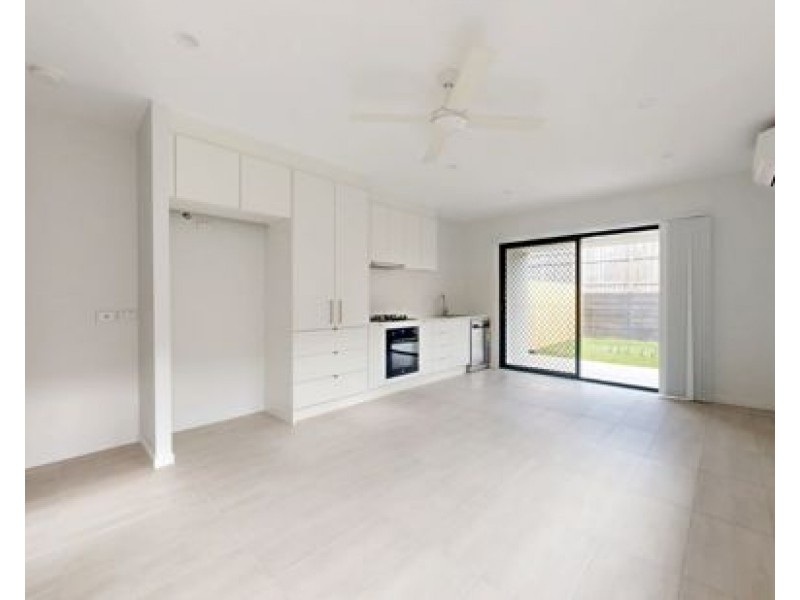 3B Blackstone Crescent, Ripley QLD 4306