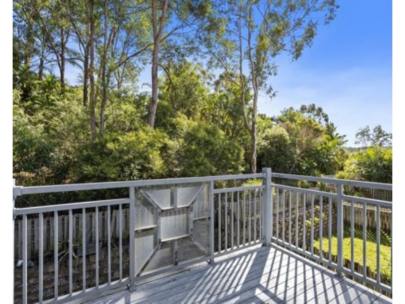 17/2 Studio Drive, Pacific Pines QLD 4211