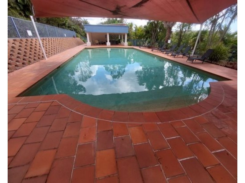 17/2 Studio Drive, Pacific Pines QLD 4211