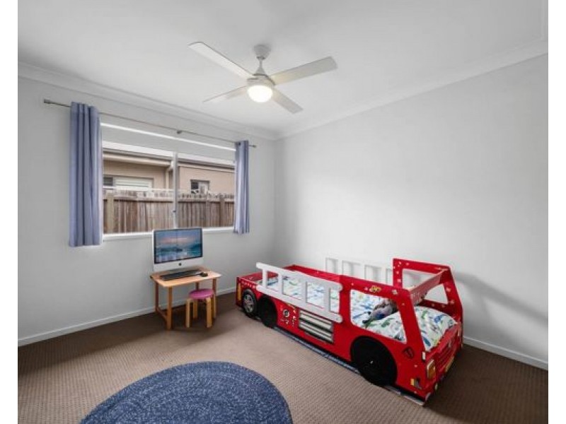 3A Leyton St, Birkdale QLD 4159