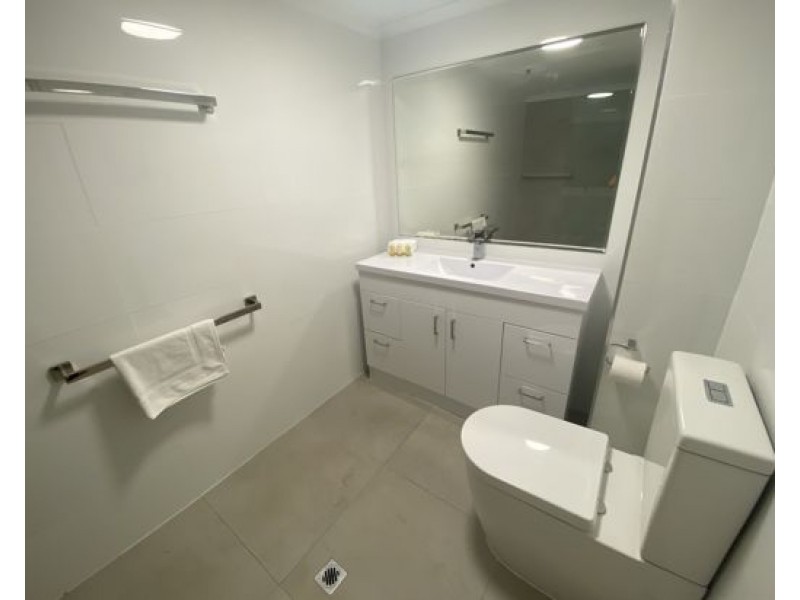 24/29-39 Woodroffe Avenue, Main Beach QLD 4217