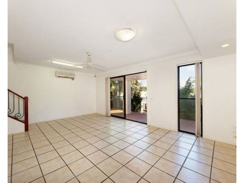 Unit 304 22-34 Glenside Drive, Robina QLD 4226