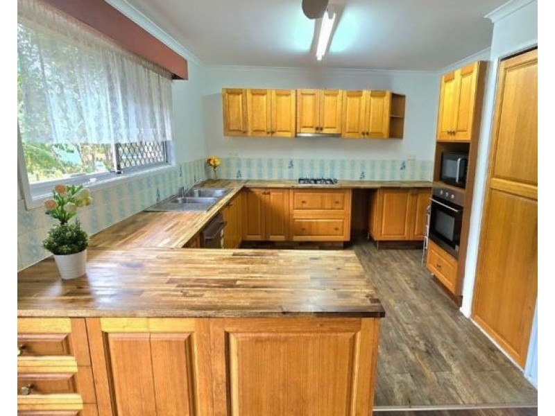 12 Kurrajong Drive, Marsden QLD 4132