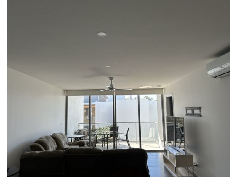 2004/1-7 Waterford Court Bunda 1-7 Waterford Court, Bundall QLD 4217