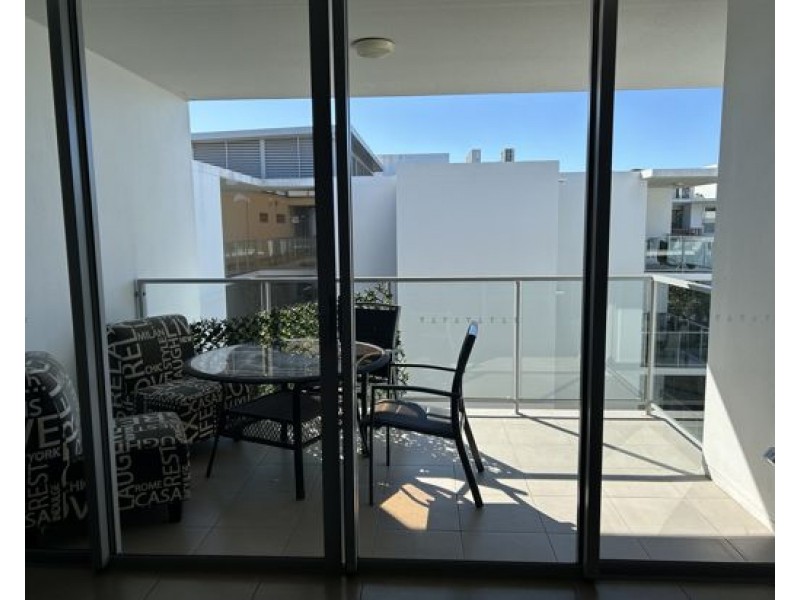 2004/1-7 Waterford Court Bunda 1-7 Waterford Court, Bundall QLD 4217
