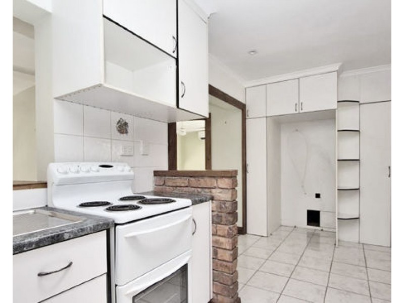 15 Cantal Close, Smithfield QLD 4878