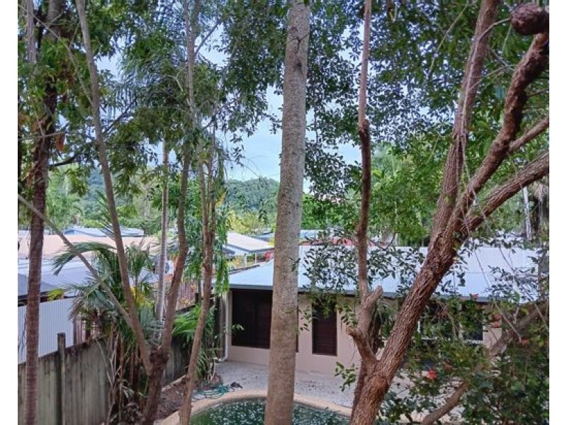 15 Cantal Close, Smithfield QLD 4878