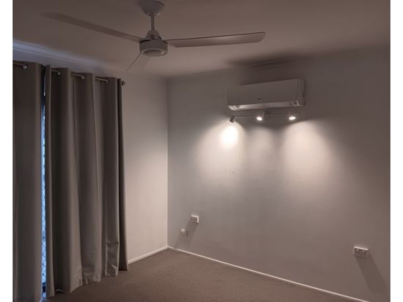 15 Cantal Close, Smithfield QLD 4878