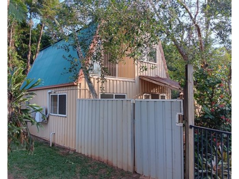 15 Cantal Close, Smithfield QLD 4878