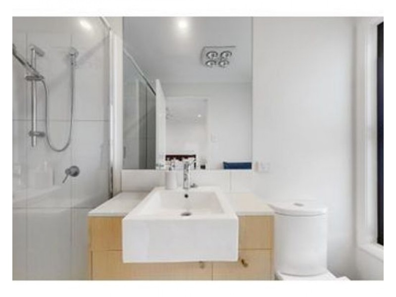 14 REGENT LANE, Hope Island QLD 4212