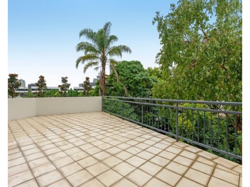 4/451 Gregory Terrace, Spring Hill QLD 4000