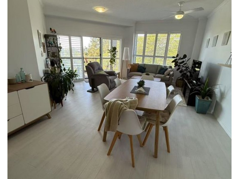 11/1 McNaughton Street, Redcliffe QLD 4020