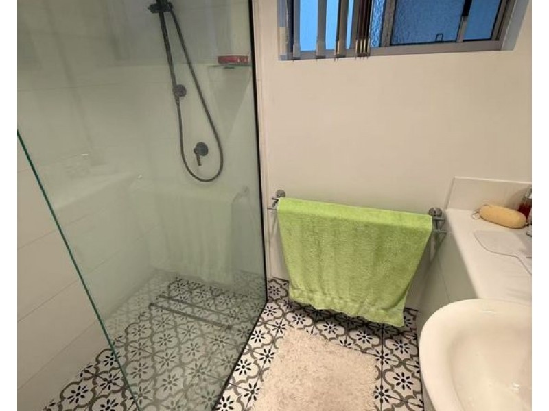 11/1 McNaughton Street, Redcliffe QLD 4020