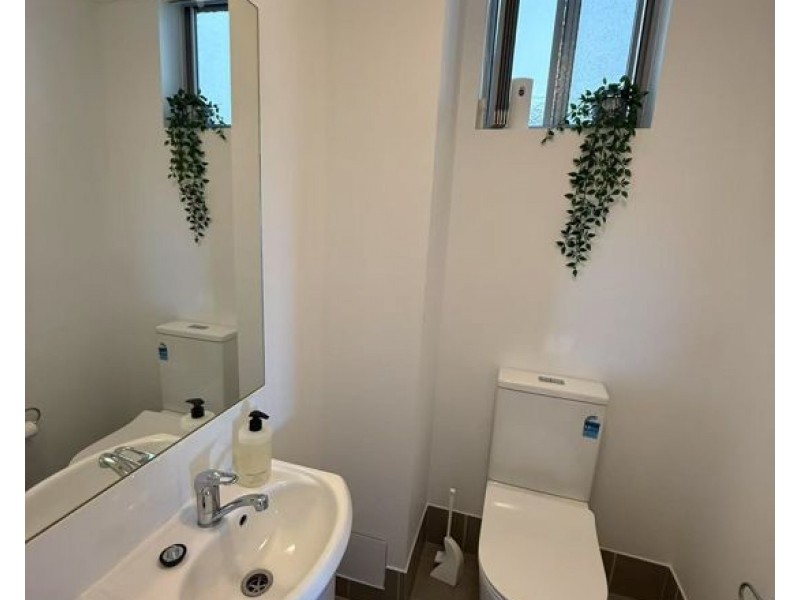 11/1 McNaughton Street, Redcliffe QLD 4020