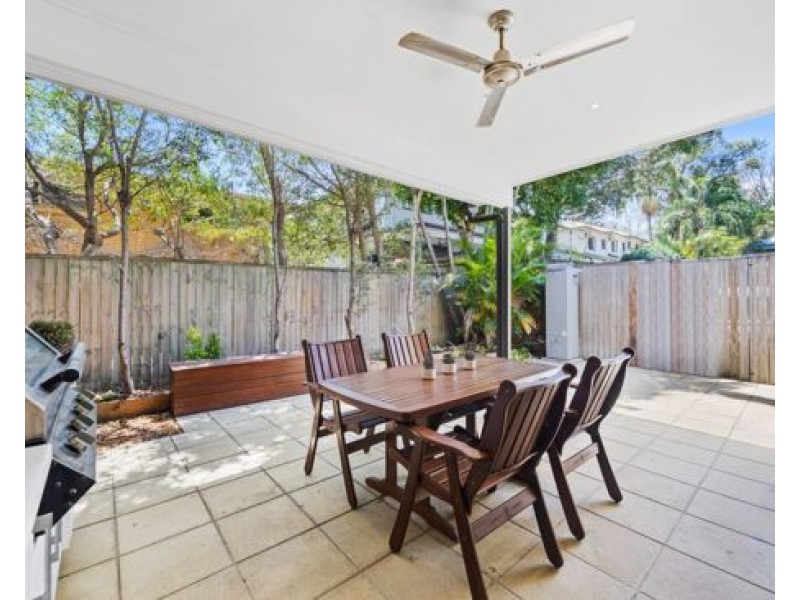 8/24 Querrin Street, Yeronga QLD 4104