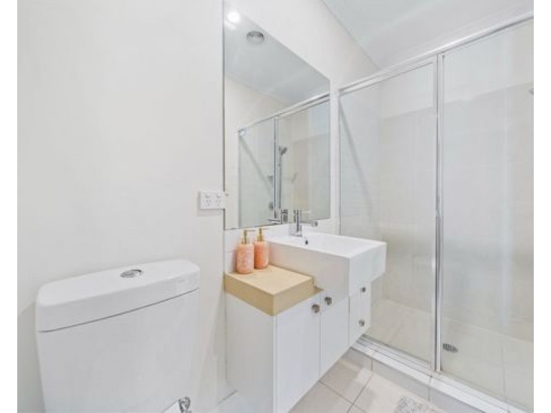 8/24 Querrin Street, Yeronga QLD 4104