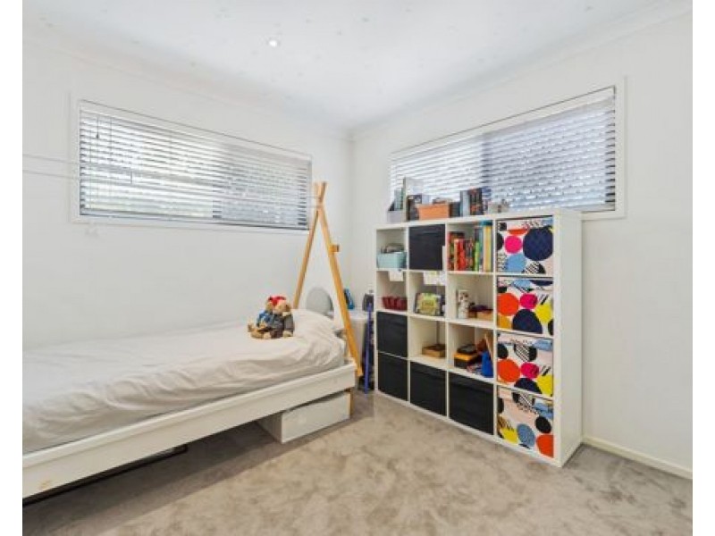 8/24 Querrin Street, Yeronga QLD 4104