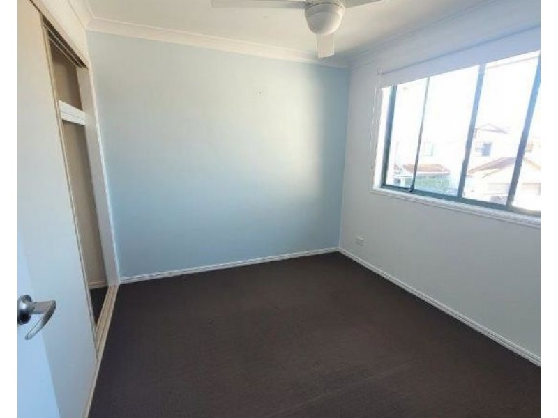 62/21 Regensberg Close, Varsity Lakes QLD 4227