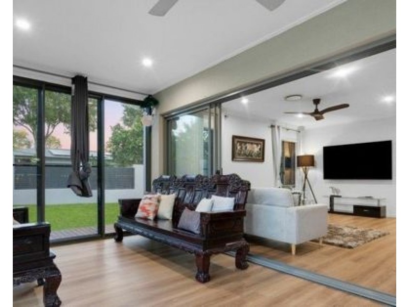 17 henderson st, Eight Mile Plains QLD 4113