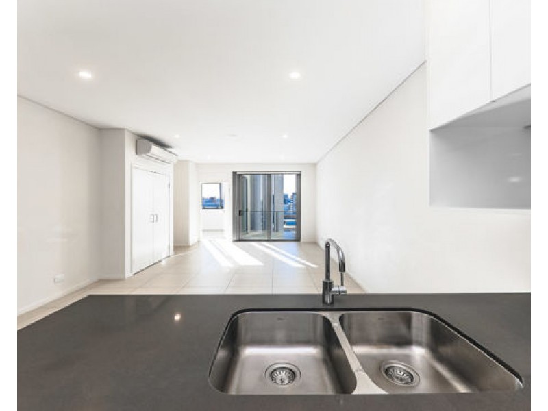 807 50 Mclachlan St, Fortitude Valley QLD 4006