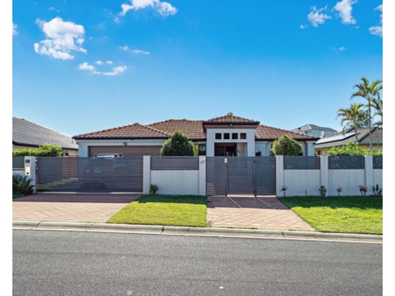31 Nottinghill Gate Drive, Arundel QLD 4214