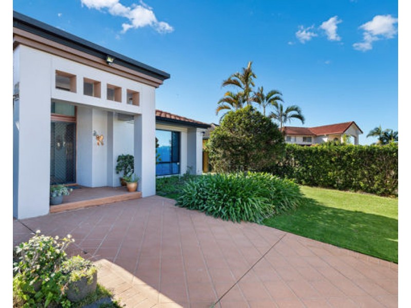 31 Nottinghill Gate Drive, Arundel QLD 4214