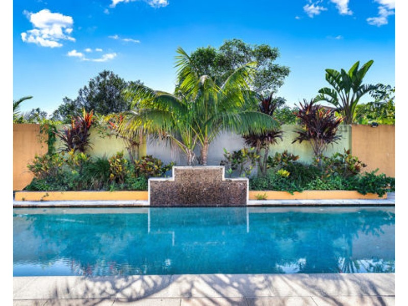 31 Nottinghill Gate Drive, Arundel QLD 4214